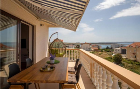 Beautiful apartment in Povljana with WiFi and 2 Bedrooms